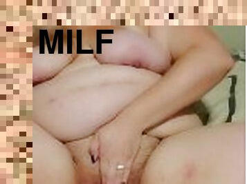 Chubby milf wants your hard dick