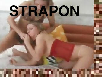 Strapon Lesbians 3