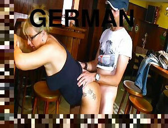 groß-titten, immens-glied, erotisch-mutti, deutsch, tief-in-die-kehle, kompilation, blondine, tattoo