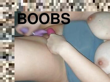 Big boobs dildo creamy pussy