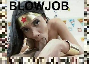 Wonder Woman - Deepthroat and blowjob NO HANDS and swallow cum