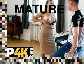 MATURE4K. Calling repairman old actress Vivven Veba knows in advance banging awaits