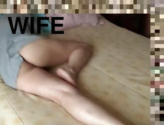 My wife's beautiful sister resting, she wakes up very excited, we masturbate and I fuck her hard
