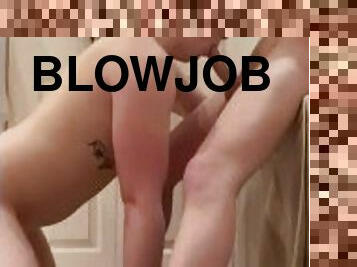 blowjob-seks-dengan-mengisap-penis, cumshot-keluarnya-sperma, remaja, homo, manis, mandi-shower, homoseks