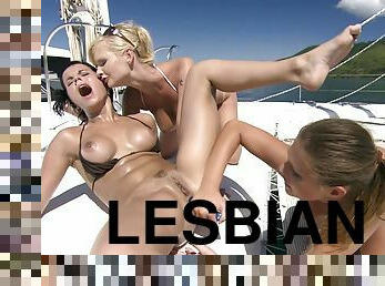Tarra White, L A And Olivia La Roche - Lesbians And