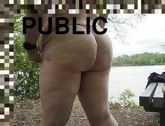 Super sexy bbw stripping in public for you