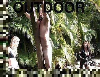 Outdoor Whipping On The Cross - Jade Vixen