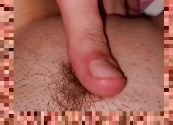 clitoris-bagian-atas-vagina-paling-sensitif, orgasme, vagina-pussy, muncrat, amatir, lesbian-lesbian, permainan-jari, seorang-diri, basah