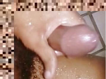 mandi, mastubasi, umum, amatir, cumshot-keluarnya-sperma, penis-besar, remaja, mandi-shower, seorang-diri, penis