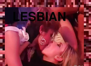 umum, lesbian-lesbian, gambarvideo-porno-secara-eksplisit-dan-intens, berambut-pirang, berambut-cokelat