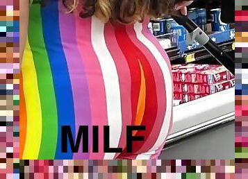 A Phat Ass Milf.