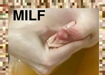 mandi, payudara-besar, amatir, jenis-pornografi-milf, sudut-pandang, fetish-benda-yang-dapat-meningkatkan-gairah-sex, seorang-diri, susu, tato, menyusui