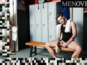 MenOver30 - Hunk Jerking Off At The Lockers Gets A Juicy Blowjob - Chad Hammer , Kyle Hart