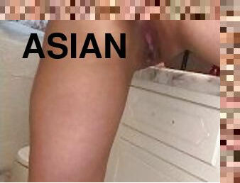 ASIAN GIRL WANTS BIGGER COCK TO RIDE ON