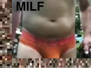 besar-huge, swinger-orang-yang-suka-bertukar-pasangan-seks, jenis-pornografi-milf, putih, penis, menggoda