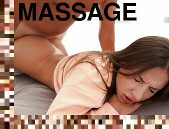 Doing a pussy massage for my dad's new girlfriend :) XEXE - Facial