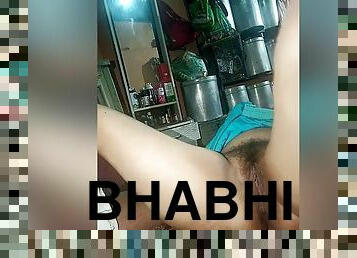 Today Exclusive- Desi Village Bhabhi Pussy Licking