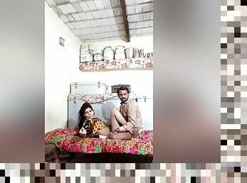 Today Exclusive- Desi Couple Fucking