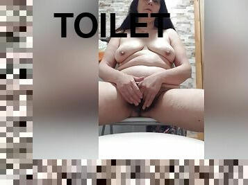 Mom Pee In Toilet