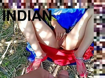 New Indian And Desi Bhabhi In Desi Village Mms Outdoor Sex Hindi Audio