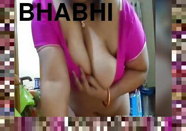 Desi Bhabhi In Desi Bbw Bhabhi Teasing On Cam