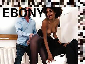 Hot Brazilian Ebony Babe Luna Corazon Is Cum Covered In Juicy