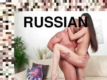 Russian Cutie - Arwen Gold