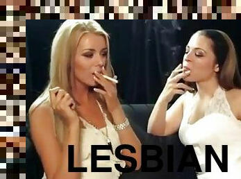 Smoking lesbians