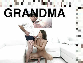 Slim grandma Leslie Taylor takes a big load on her ass