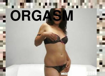 orgasmi, schizzi-di-umore, amatoriali, giovanissime, provini, pov, prima-volta, giovani18, sperma, dolci