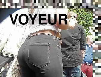 Voyeur footage with big ass brunette slut in tight jeans
