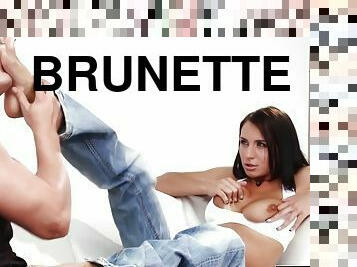 Sizzling Brunette Foot Fetish Scene