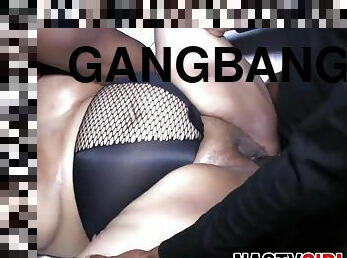 Chubby Whore IR Gangbang