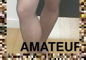 Playing in pantyhose in the fitting room no cum