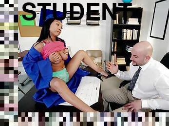 Sexy student Vivianna Mulino gets fucked by horny professor