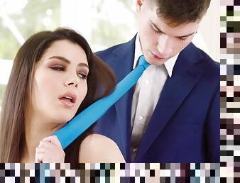 Luscious Italian porn star Valentina Nappi gets slit screwed deep