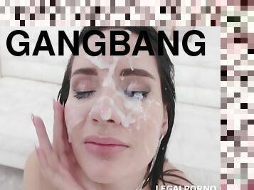Megan Venturi Gangbang Bukkake DAP Facial