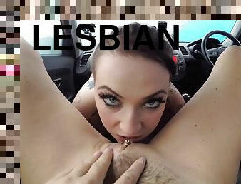 payudara-besar, vagina-pussy, lesbian-lesbian, gemuk, permainan-jari, mobil, pelacur-slut, berciuman, berpayudara-besar