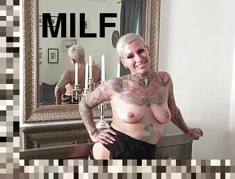 MILF Tattoo Model Cougar in Crazy Sex Scene