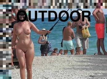 Flashing naked outdoors on the beach in Spain - brunette euro mom exhibitionist