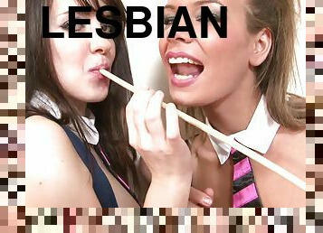 lesbisk, tonåring, leksak, bdsm, fötter, strumpor, ung18, college, fetisch, godisklubba