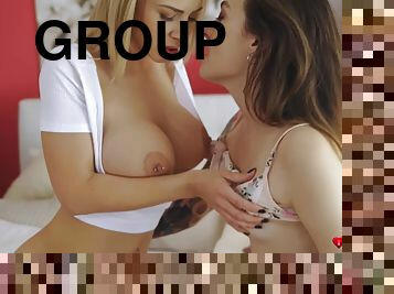 ragazze-giovani, lesbiche, giovanissime, sesso-di-gruppo, trio, sorpendenti, ingorde, tatuaggi