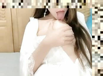 Amateur asian girl on webcam