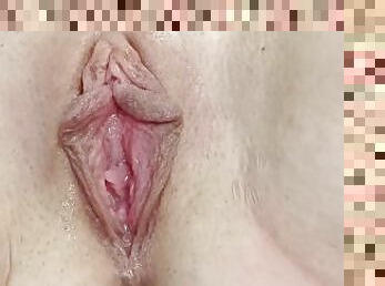 vagina-pussy, rusia, amatir, creampie-ejakulasi-di-dalam-vagina-atau-anus-dan-keluarnya-tetesan-sperma, webcam, manis-sweet, seorang-diri, basah