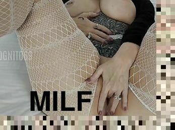 mastubasi, amatir, dewasa, jenis-pornografi-milf, ibu, pakaian-dalam-wanita, fantasi, seorang-diri, orang-yang-suka-memperlihatkan-keahliannya, wanita-haus-seks-dengan-pria-jauh-lebih-muda