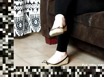 (005) Shoeplay in Ballet Flats and Condom Latex Socks - PART 1 (720p)