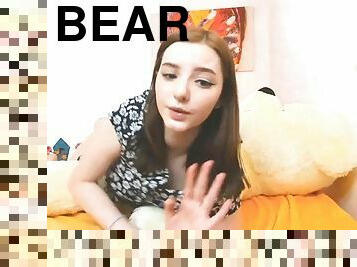 Tremendous hot babe rubbing on the bear