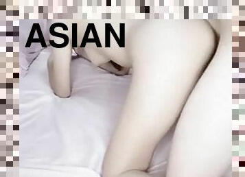 asiatiche, eruzioni-di-sperma, giovanissime, hardcore, giapponesi, pov, succhiaggi