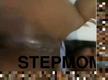 Stepmommy Season do you love me daddy?