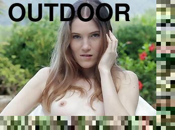 Outdoor sensuality along slim Caroline